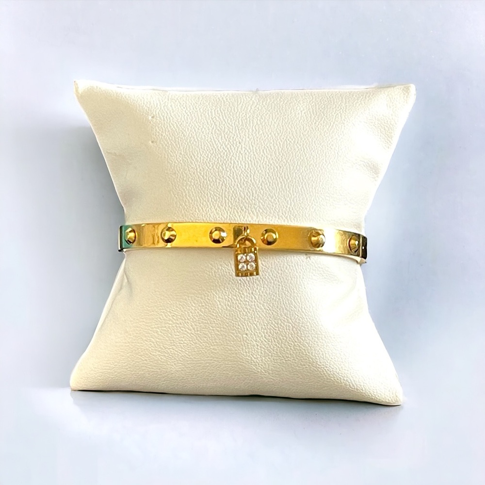 3/$17 The Styled Collection Bracelet